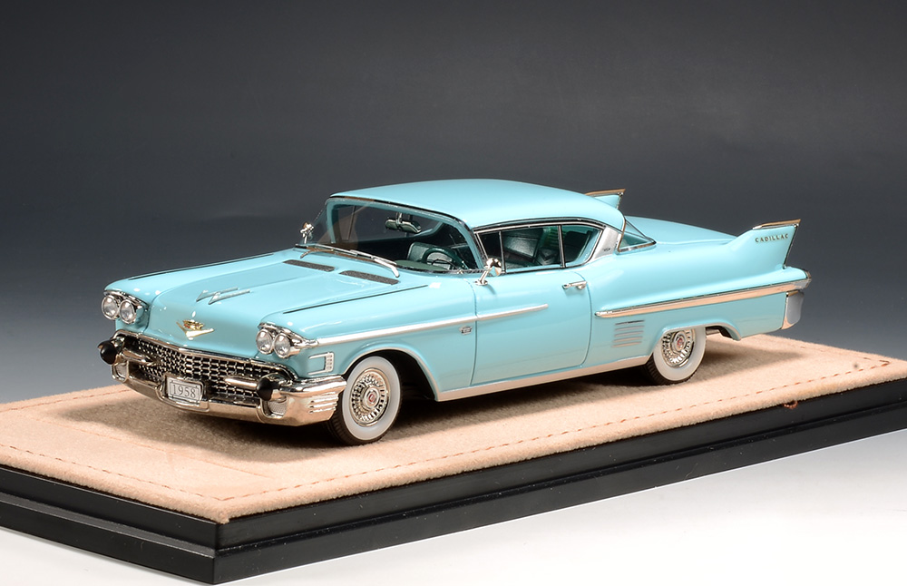 STM58601 A 1958 Cadillac Coupe deVille.jpg