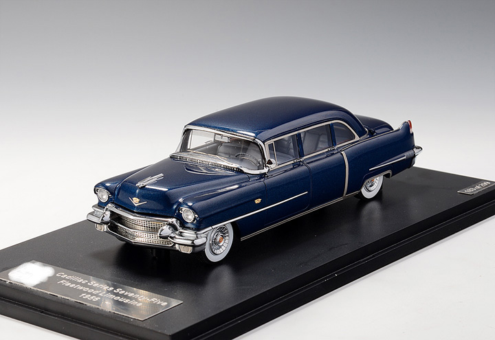 GLM121101 Cadillac Series 75 Limousine 1956 Blue Met  A.jpg