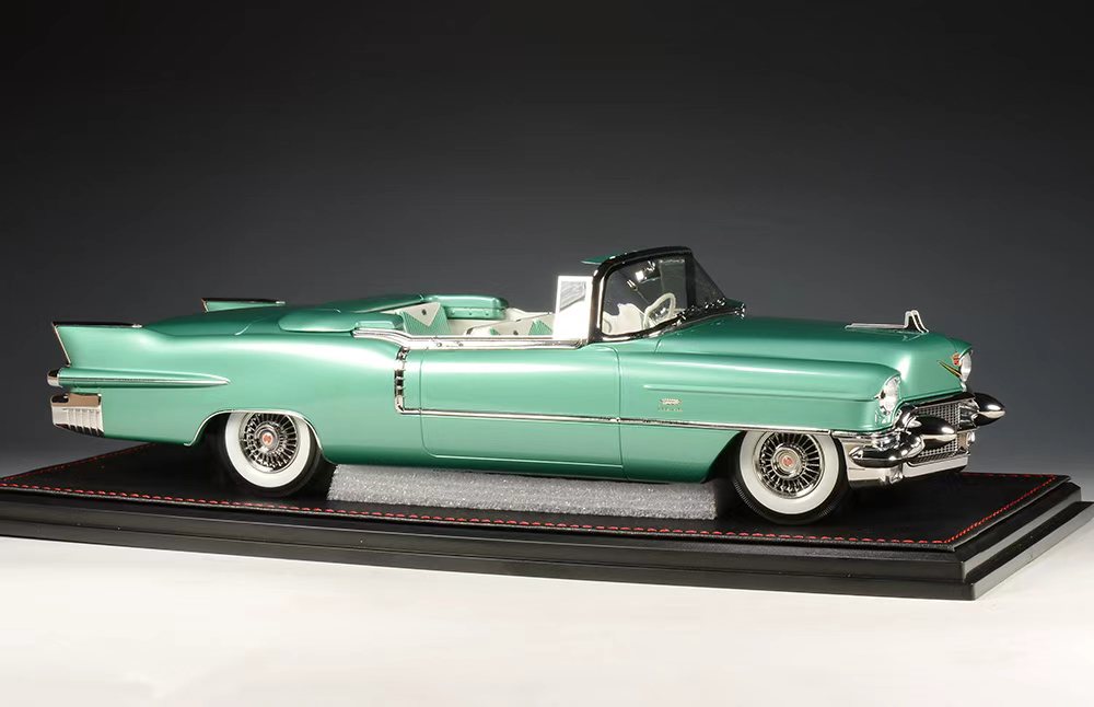 STM1956005 E（Open roof）.jpg