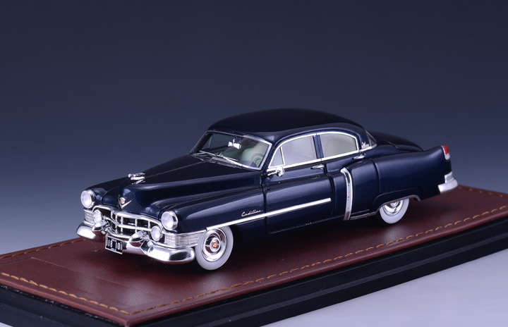 1/43 Cadillac Series 61 Sedan 1951 Blue Met