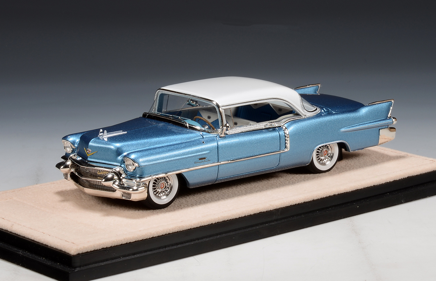 1/43 STM56003 1956 Cadillac Eldorado Seville Bahama Blue Metallic