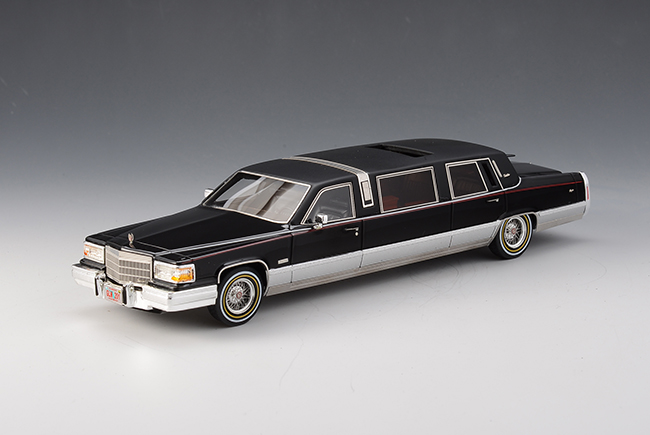 1/18 1991 Cadillac Fleetwood Limousine Black