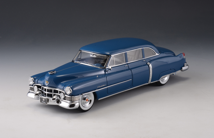 1/43 Cadillac Fleetwood 75 Limousine 1951 Blue
