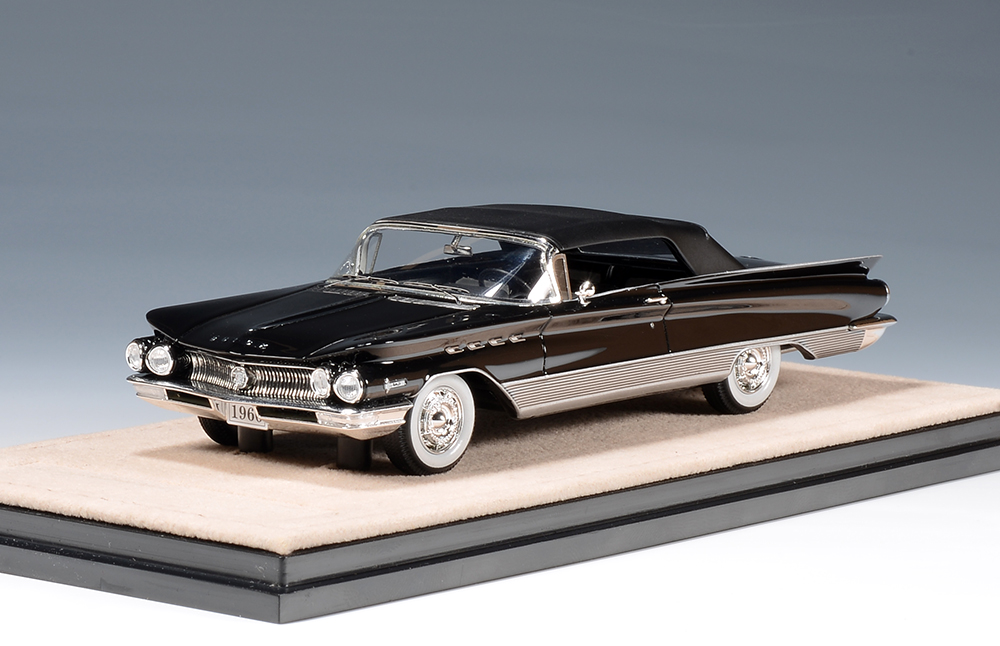 1/43 STM603002 1960 Buick Electra 225 Convertible Close Roof Black