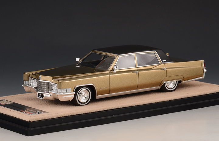 1/43 STM69206 1969 Cadillac Fleetwood 60 Special Brougham Golden