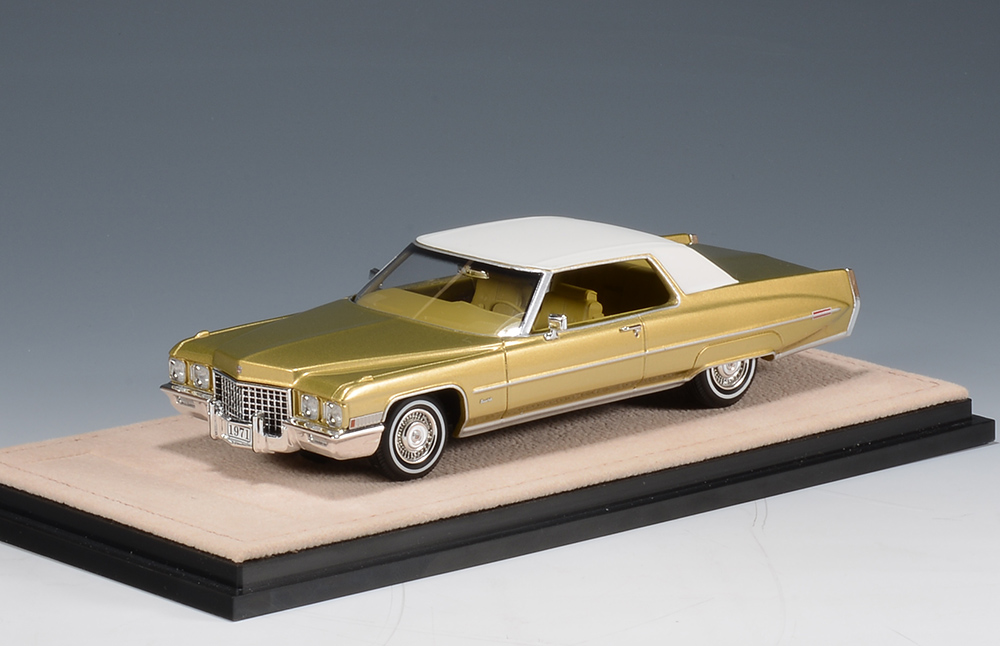 1/43 STM71601 1971 Cadillac Coupe deVille Duchess Gold Metallic
