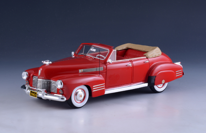 1/43 Cadillac Series 62 Sedan Convertible Open 1941 Red