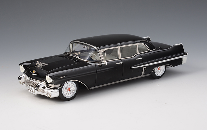 1/43 1957 Cadillac Fleetwood 75 Limousine Black