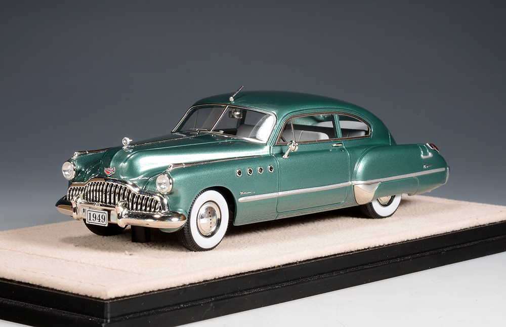 1/43  STM493002 1949 Buick Roadmaster Sedanette Cirrus Green Metallic