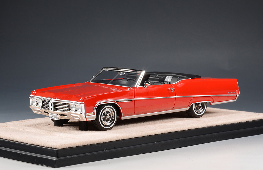 1/43 STM703001 1970 Buick Electra 225 Convertible Open top Red