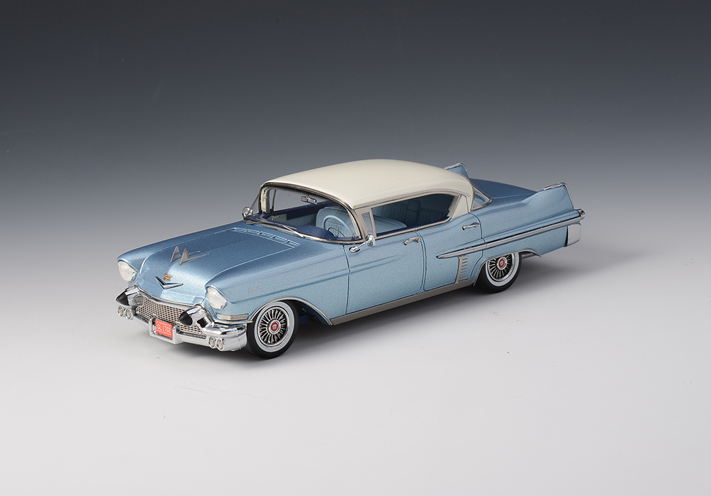 1/43 1957 Cadillac Series 62 Sedan Light Blue Ivory