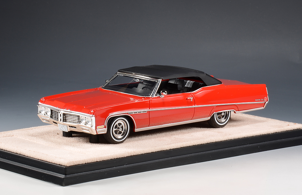1/43 STM703002 1970 Buick Electra 225 Convertible Closed top Red